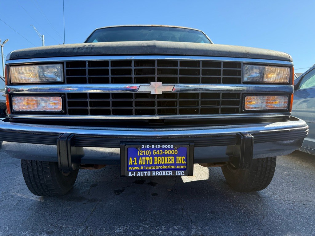 1993 Chevrolet C/K Image 6
