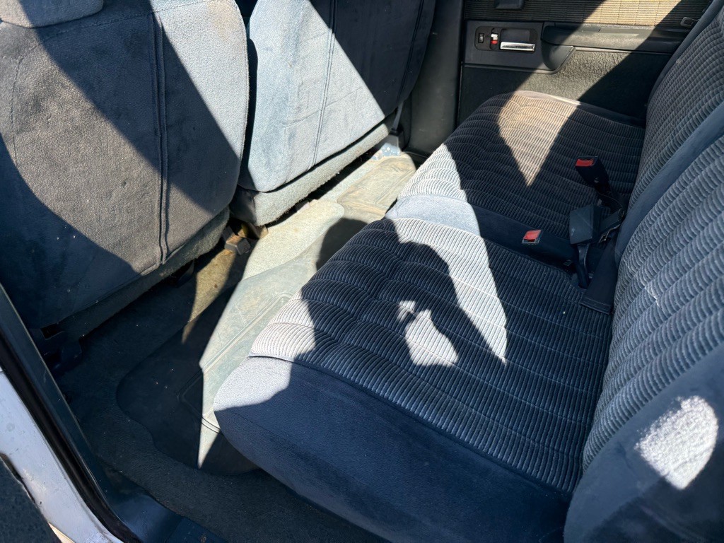 1993 Chevrolet C/K Image 24