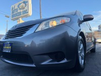 Image for 2015 Toyota Sienna LE ID: 7086601