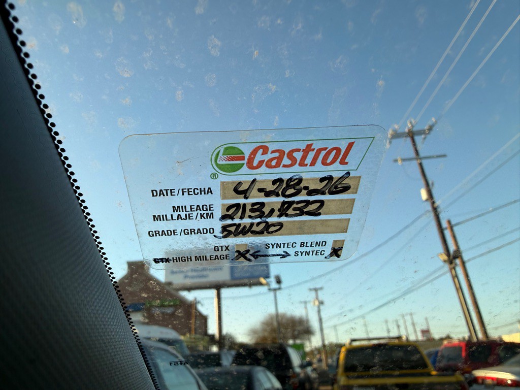 2015 Toyota Sienna Image 40