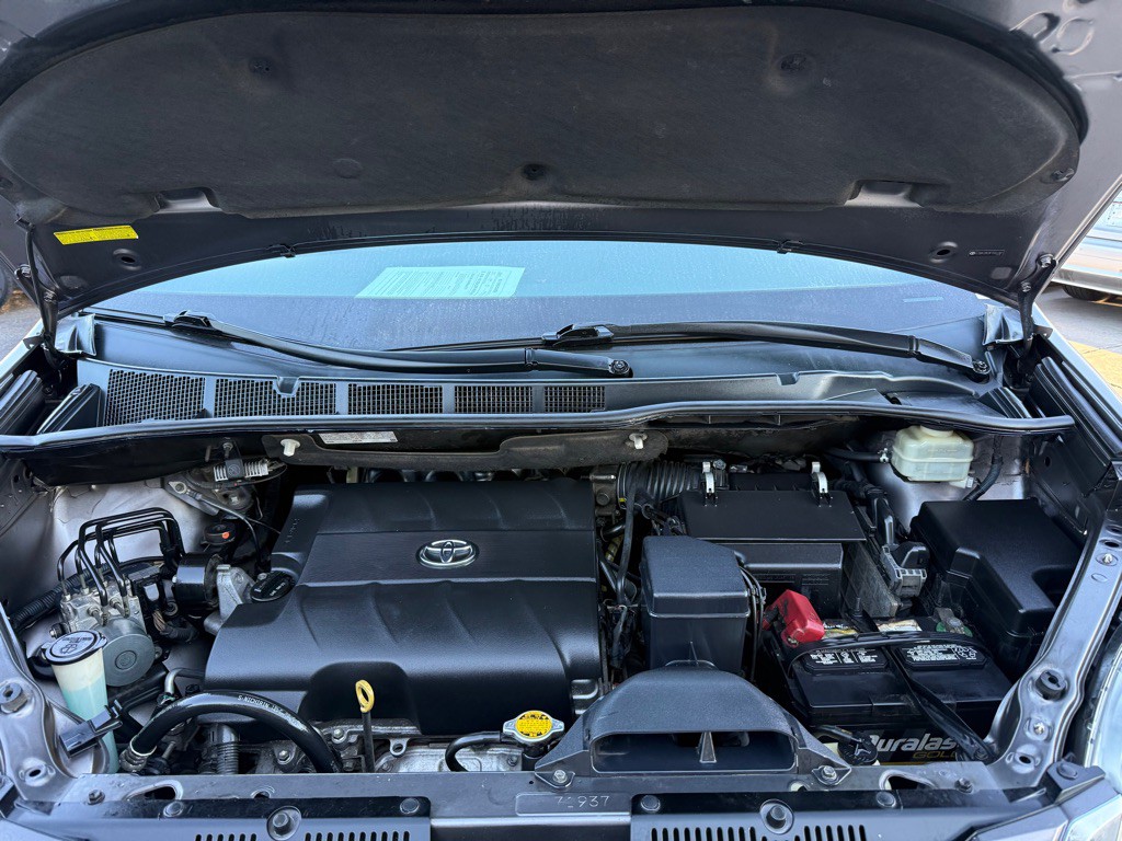 2015 Toyota Sienna Image 56