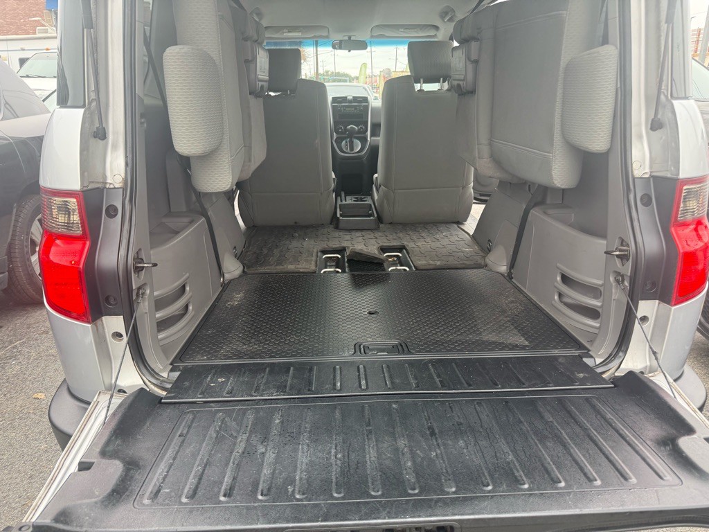 2010 Honda Element Image 24
