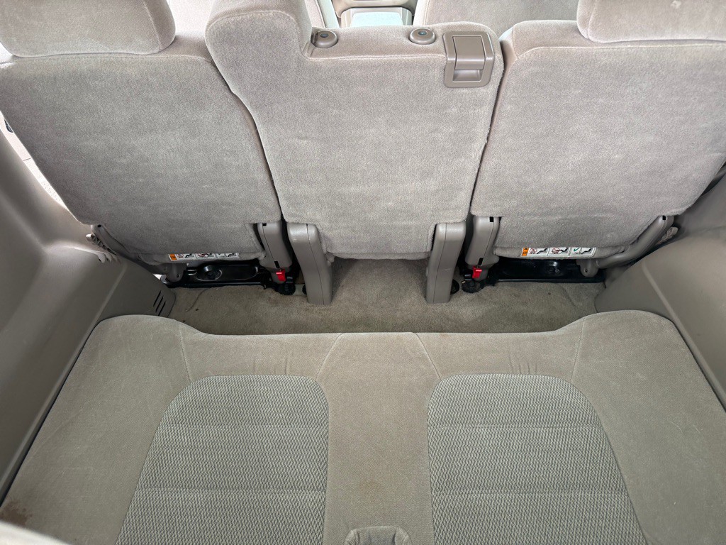 2005 Ford Explorer Image 12