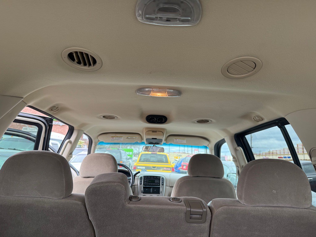 2005 Ford Explorer Image 13