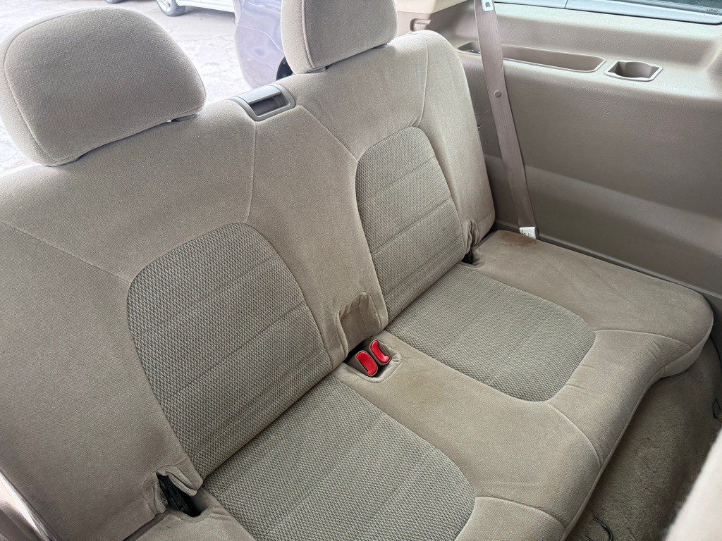 2005 Ford Explorer Image 17