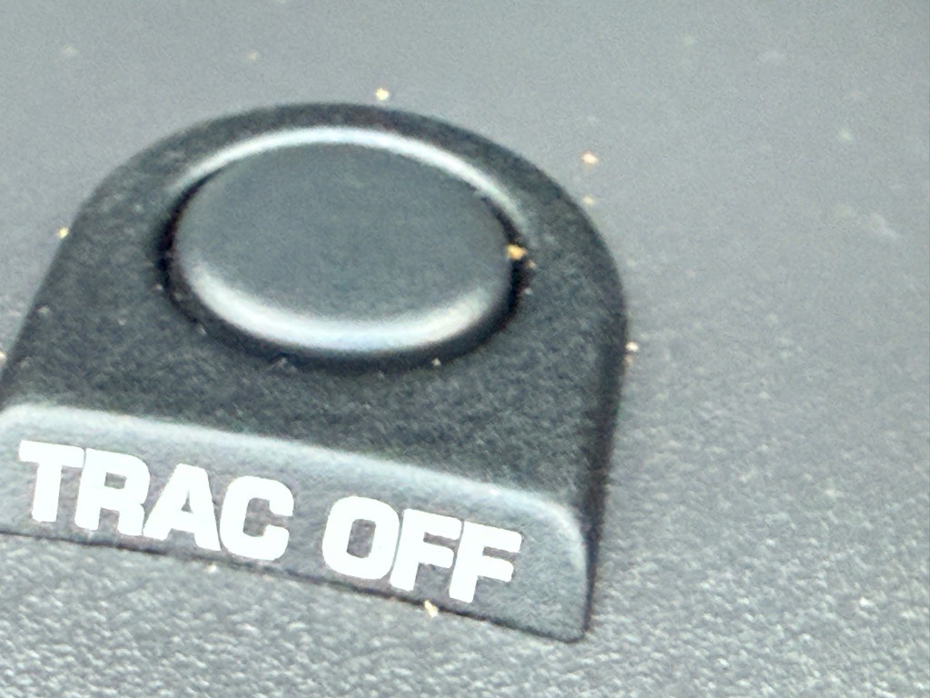 2006 Chrysler Town & Country Image 32