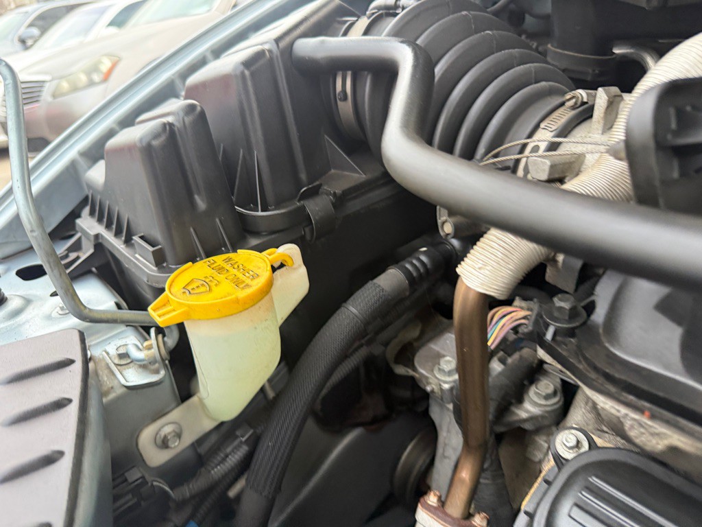 2006 Chrysler Town & Country Image 48