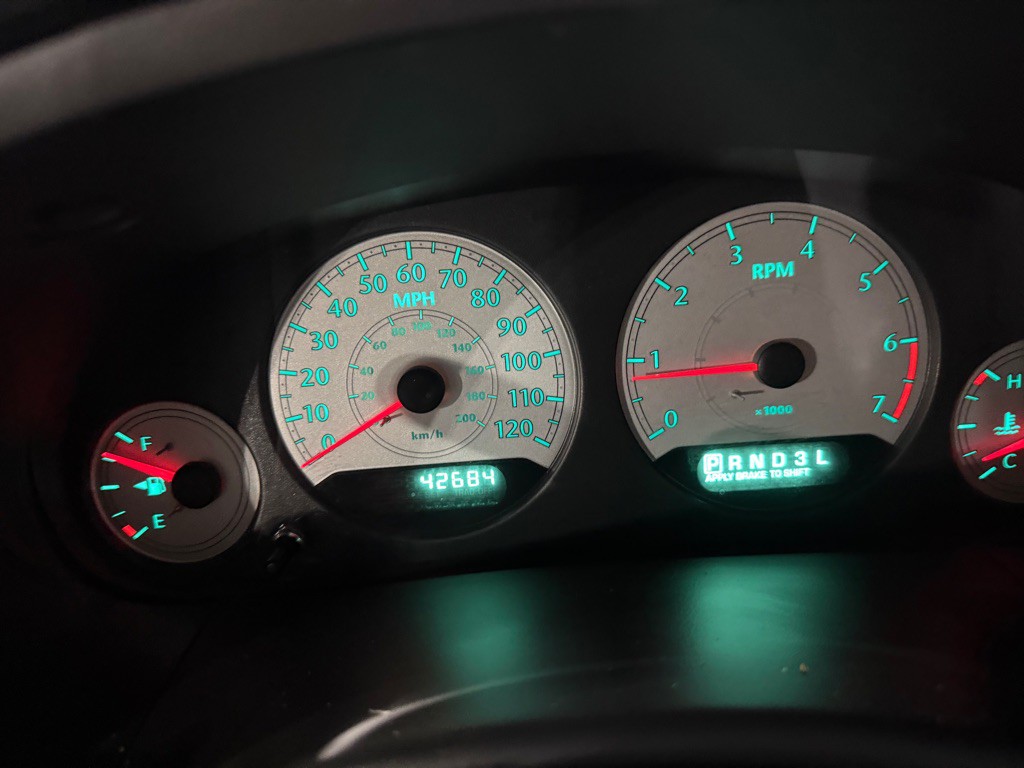 2006 Chrysler Town & Country Image 53