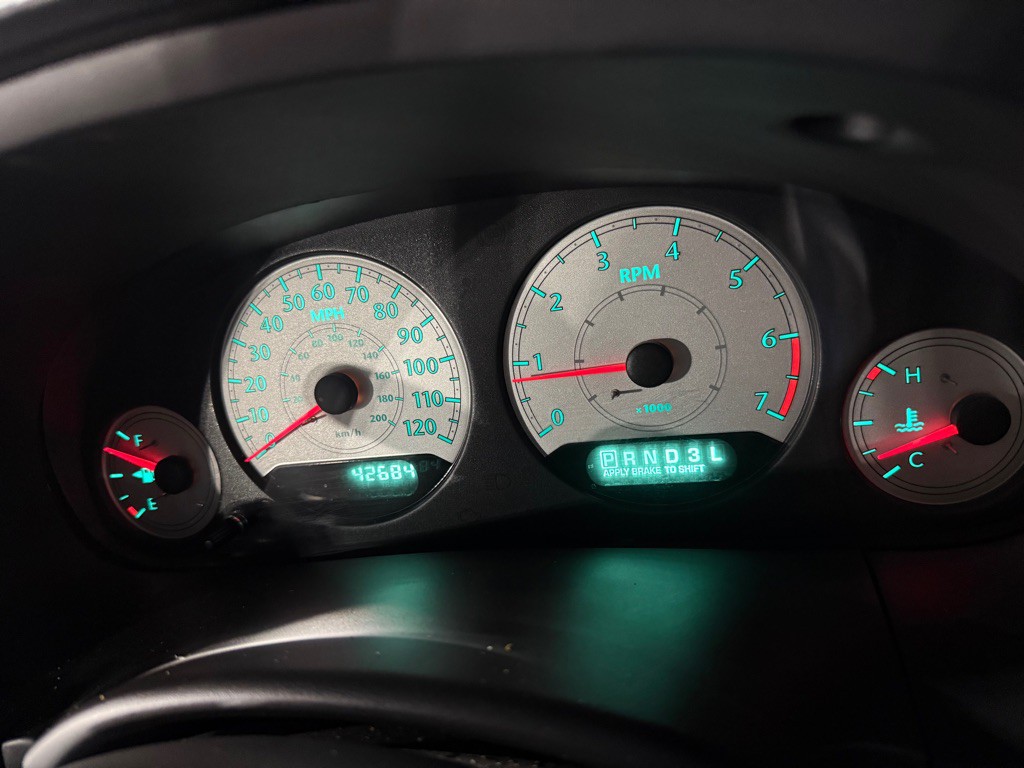 2006 Chrysler Town & Country Image 54