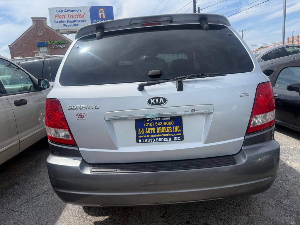 2006 Kia Sorento Image 3