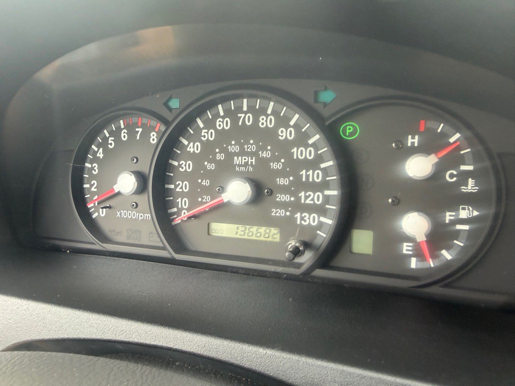 2006 Kia Sorento Image 32