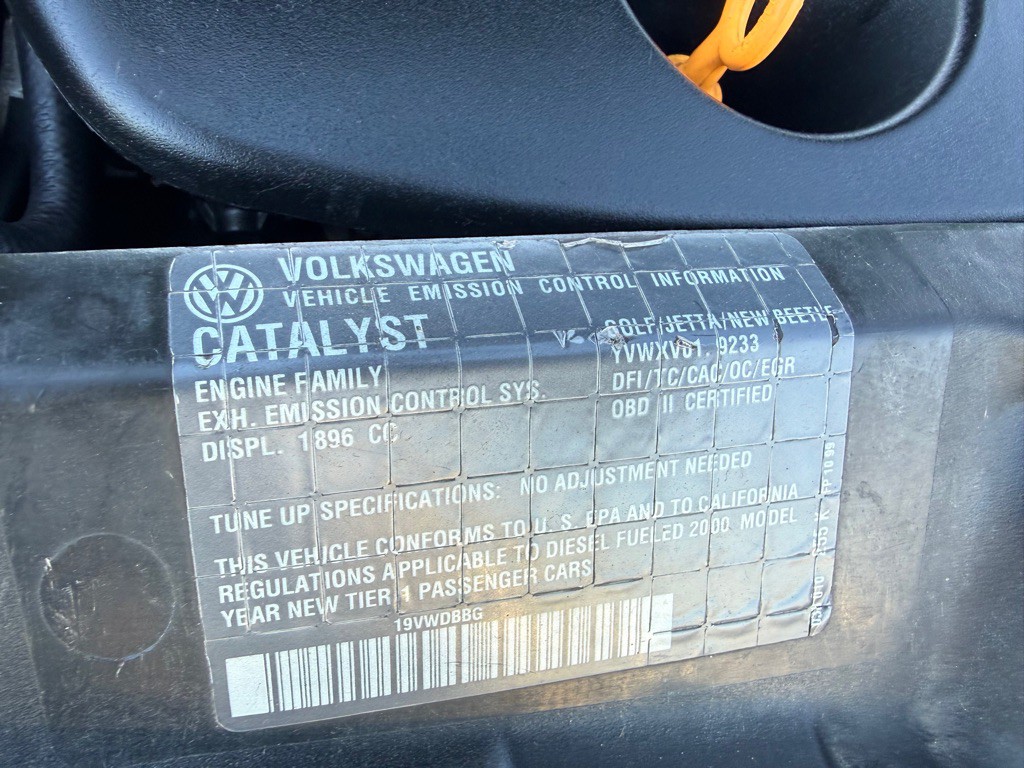 2000 Volkswagen Beetle Image 29