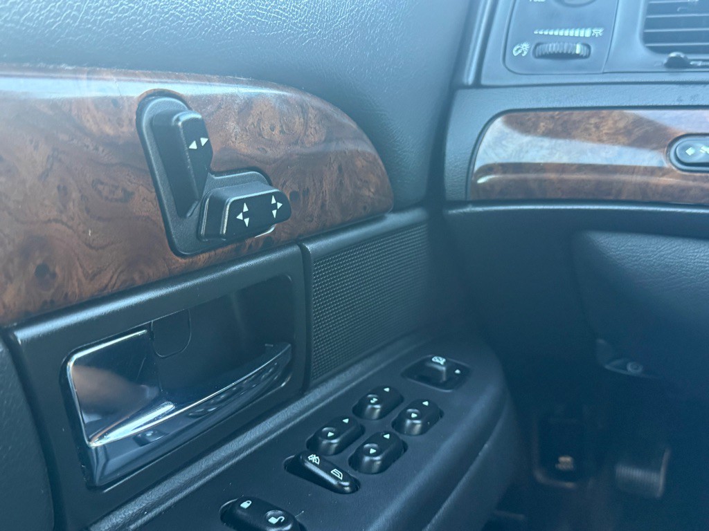 2007 Mercury Grand Marquis Image 28