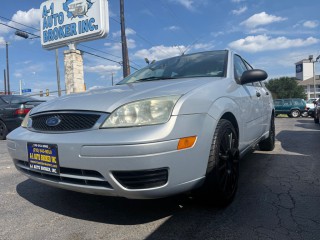 Image for 2005 Ford Focus ZX4 ID: 7165503