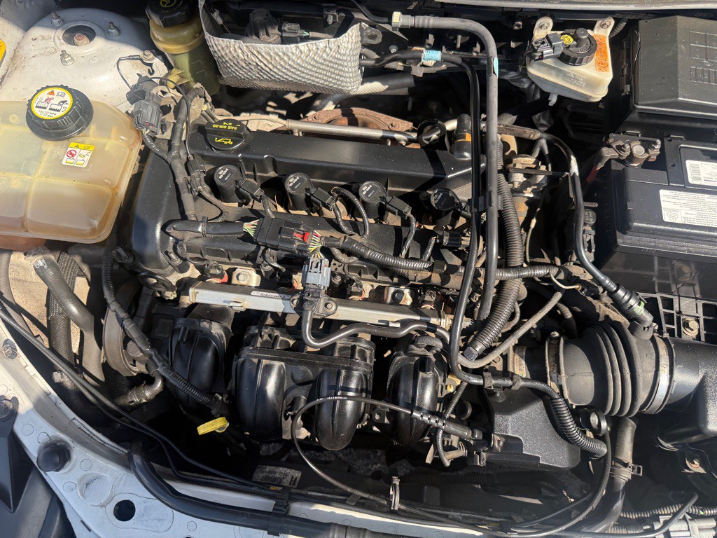 2005 Ford Focus Image 30