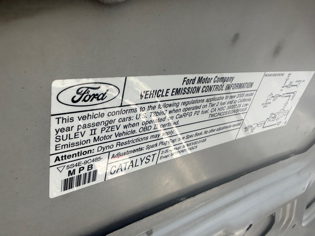 2005 Ford Focus Image 31