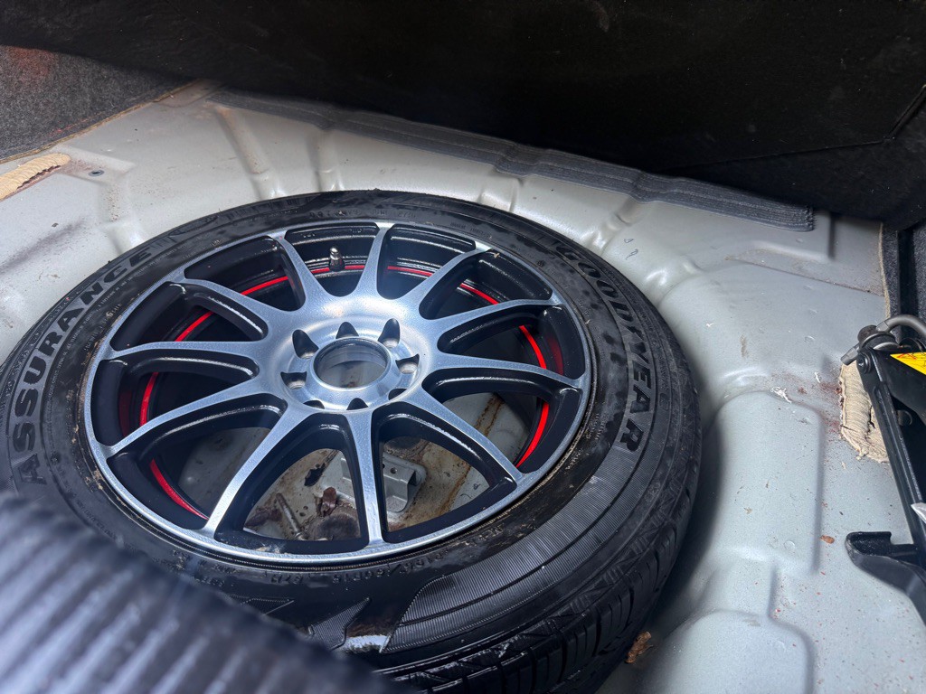 2005 Ford Focus Image 33
