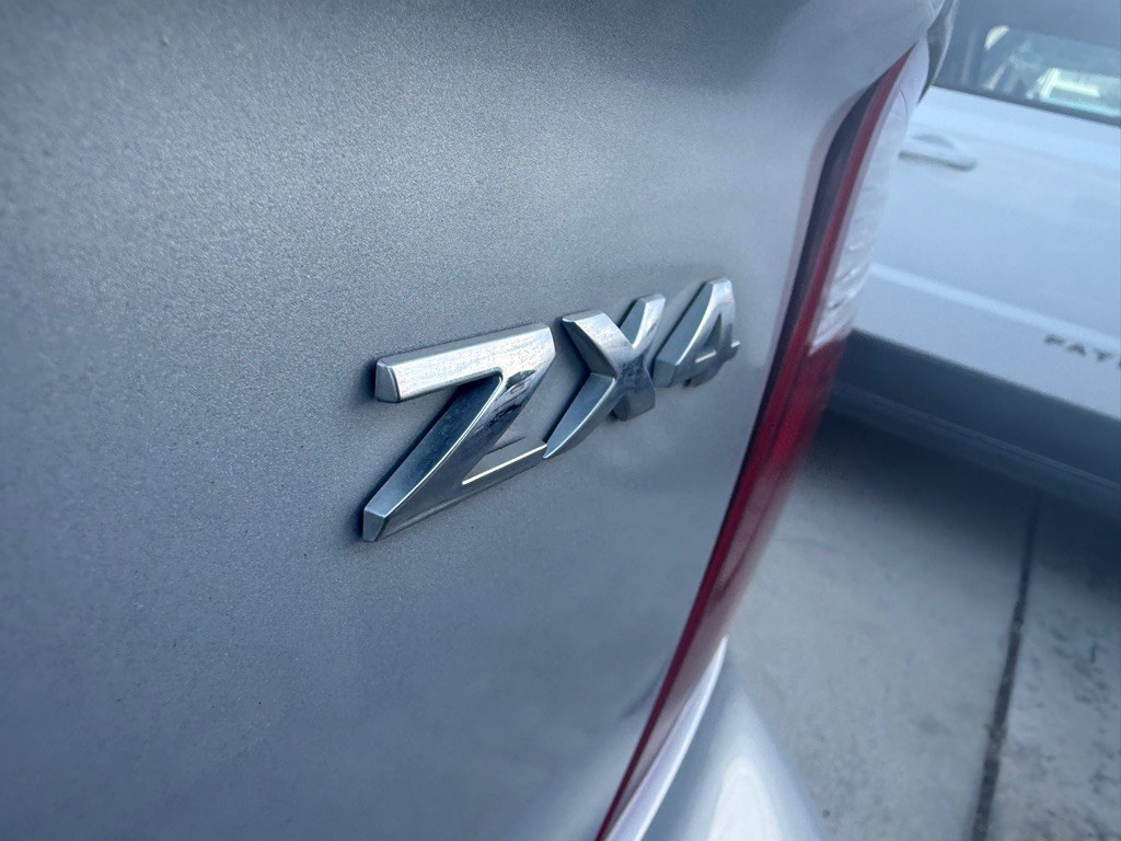 2005 Ford Focus Image 35