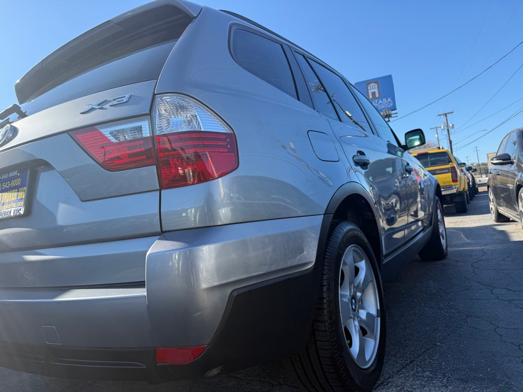 2007 BMW X3 Image 4
