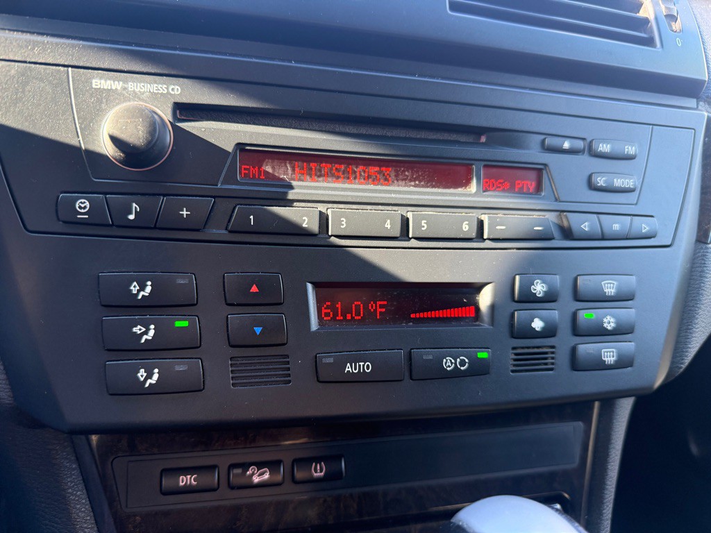 2007 BMW X3 Image 28