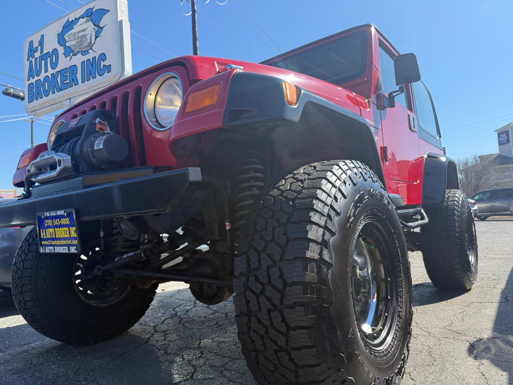 2000 Jeep Wrangler Image 1