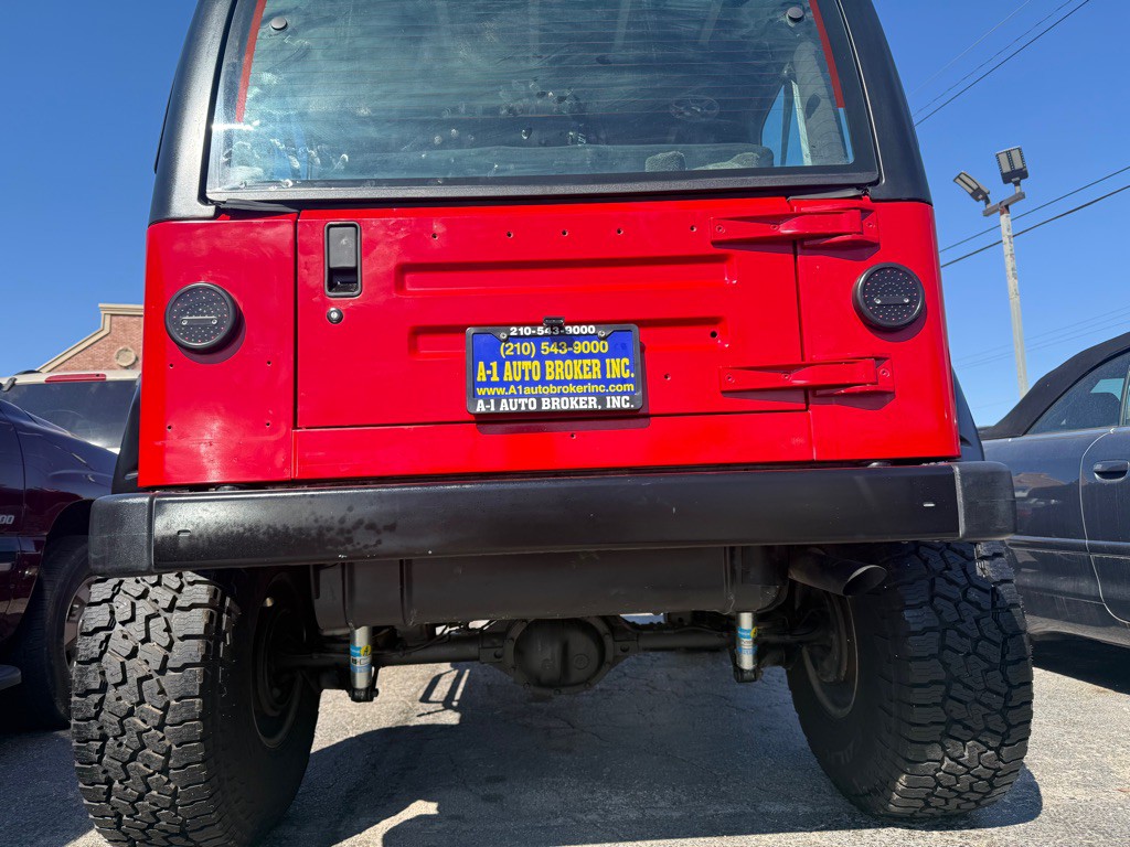 2000 Jeep Wrangler Image 3