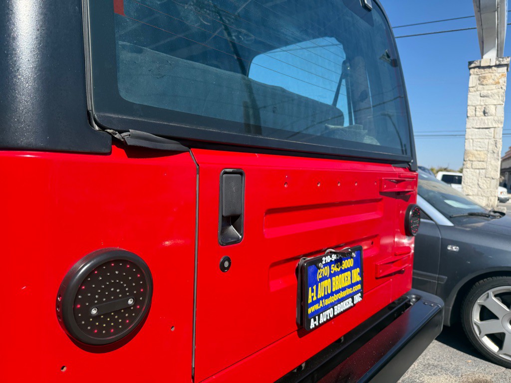 2000 Jeep Wrangler Image 15