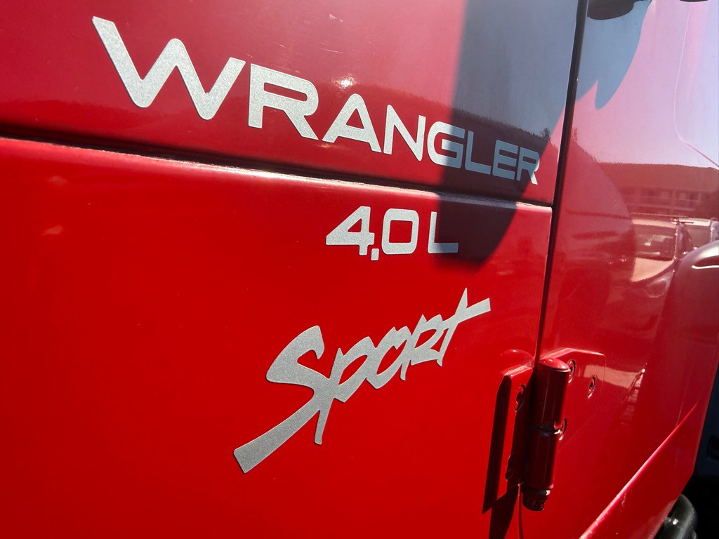 2000 Jeep Wrangler Image 16