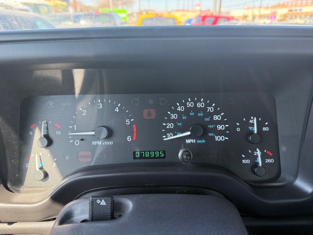 2000 Jeep Wrangler Image 28