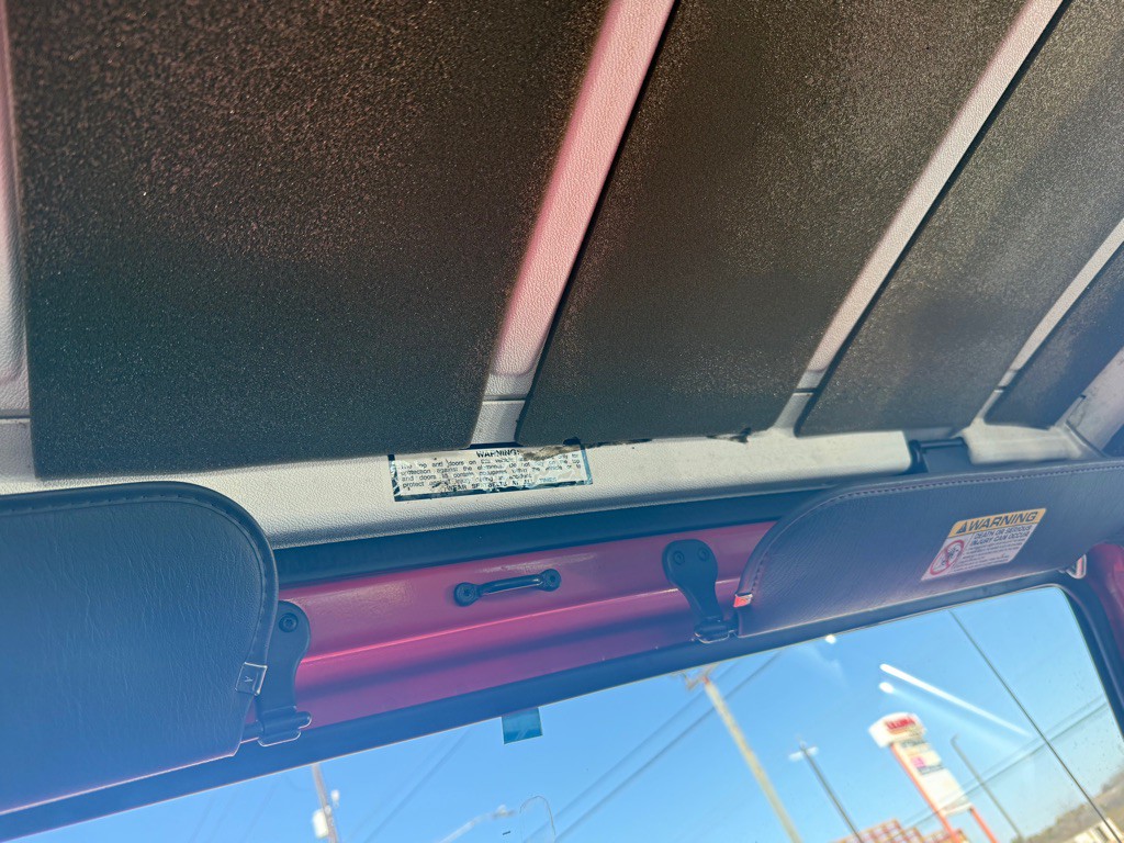 2000 Jeep Wrangler Image 32