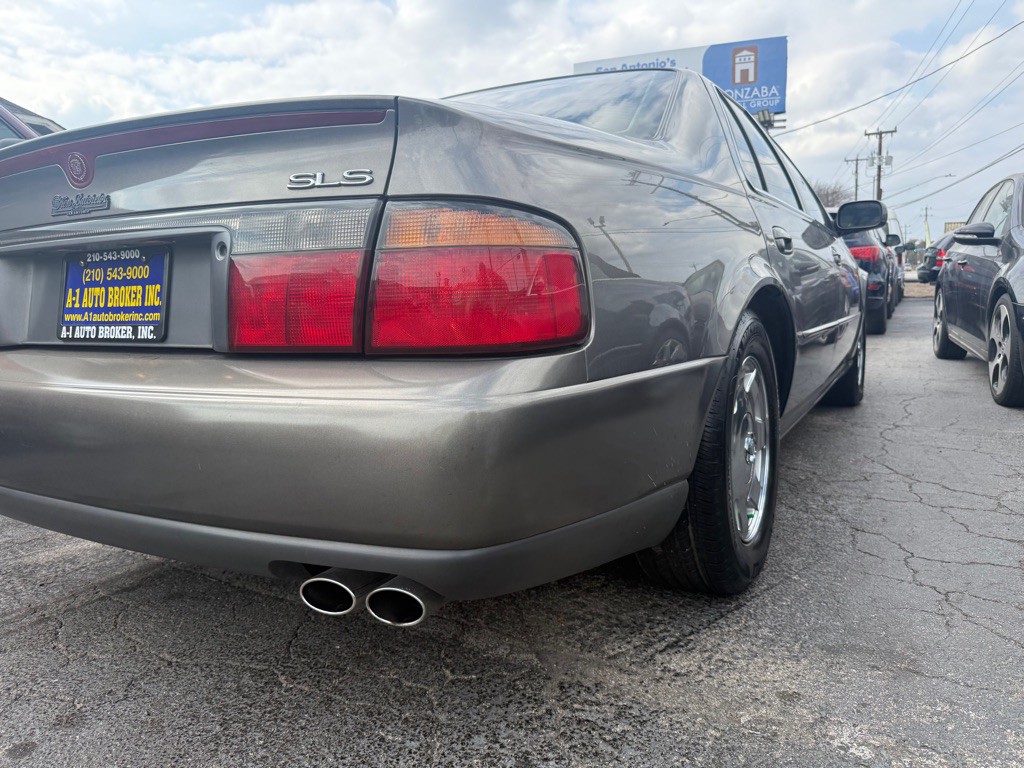 1998 Cadillac Seville Image 4