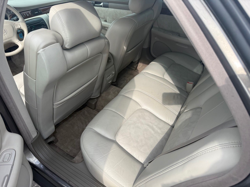 1998 Cadillac Seville Image 9