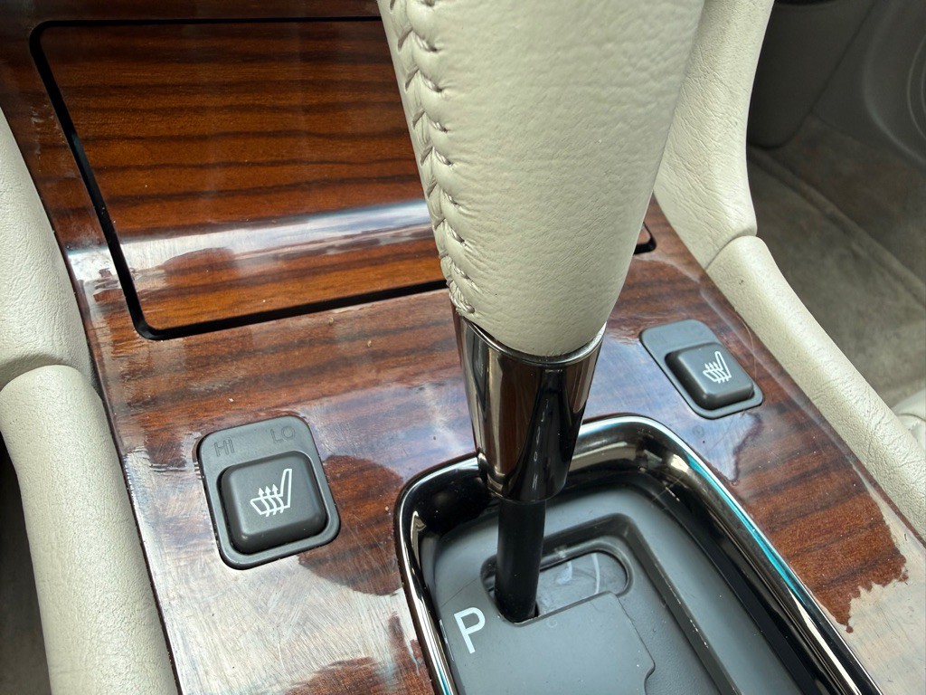 1998 Cadillac Seville Image 25