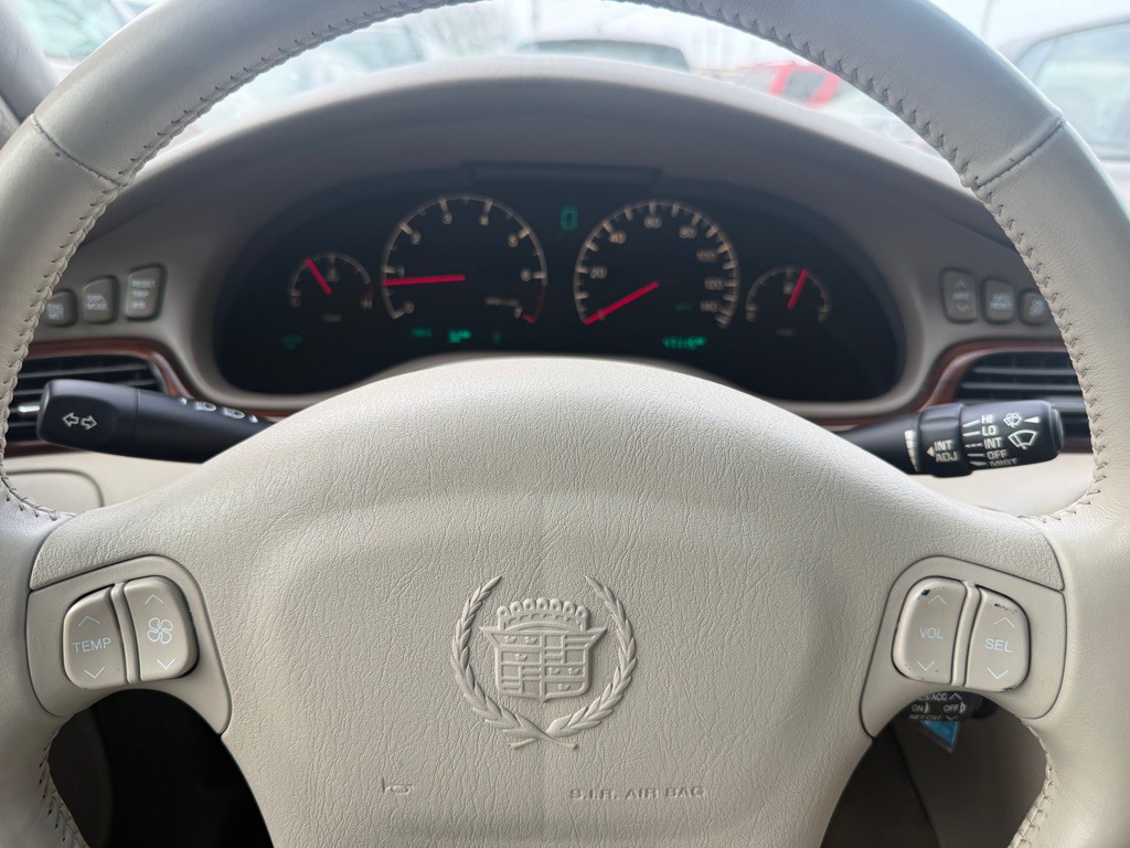 1998 Cadillac Seville Image 28