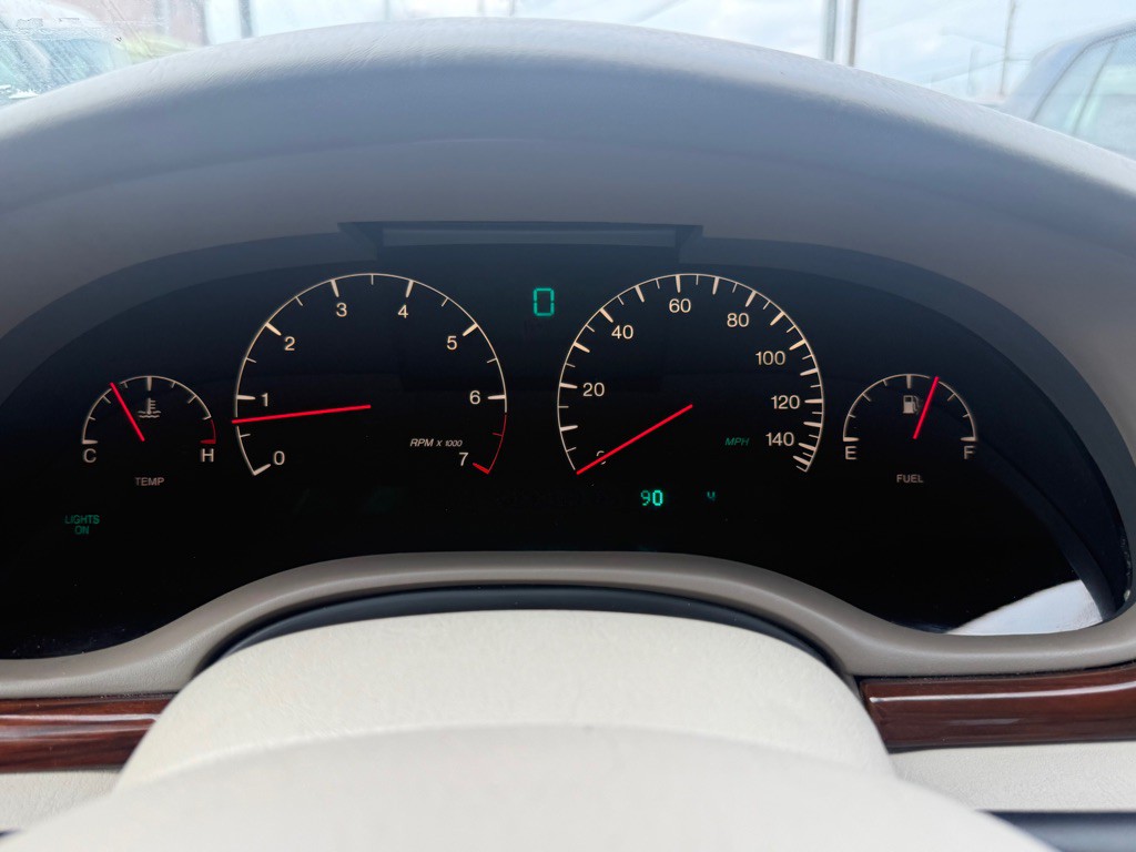 1998 Cadillac Seville Image 31