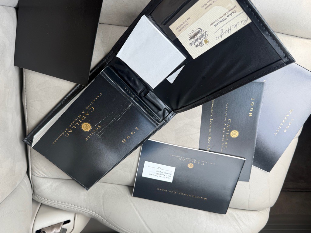 1998 Cadillac Seville Image 36