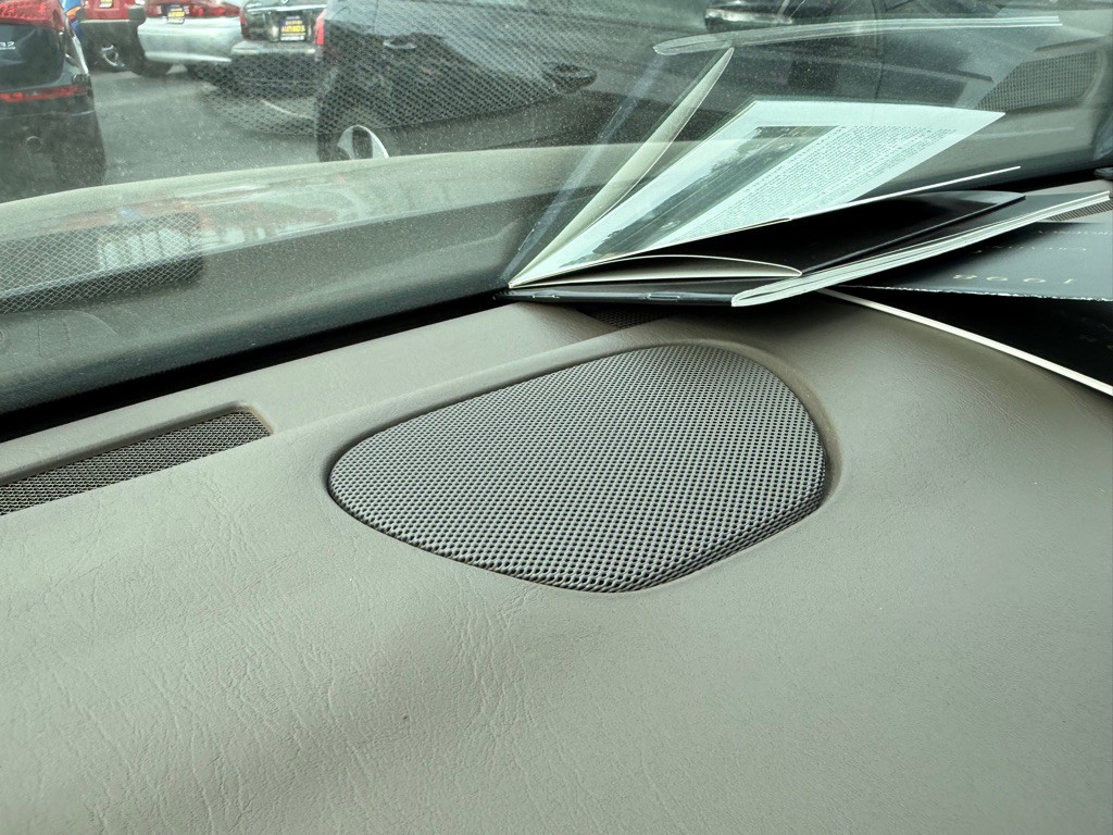 1998 Cadillac Seville Image 37