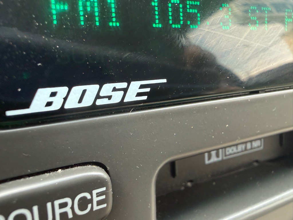 1998 Cadillac Seville Image 38