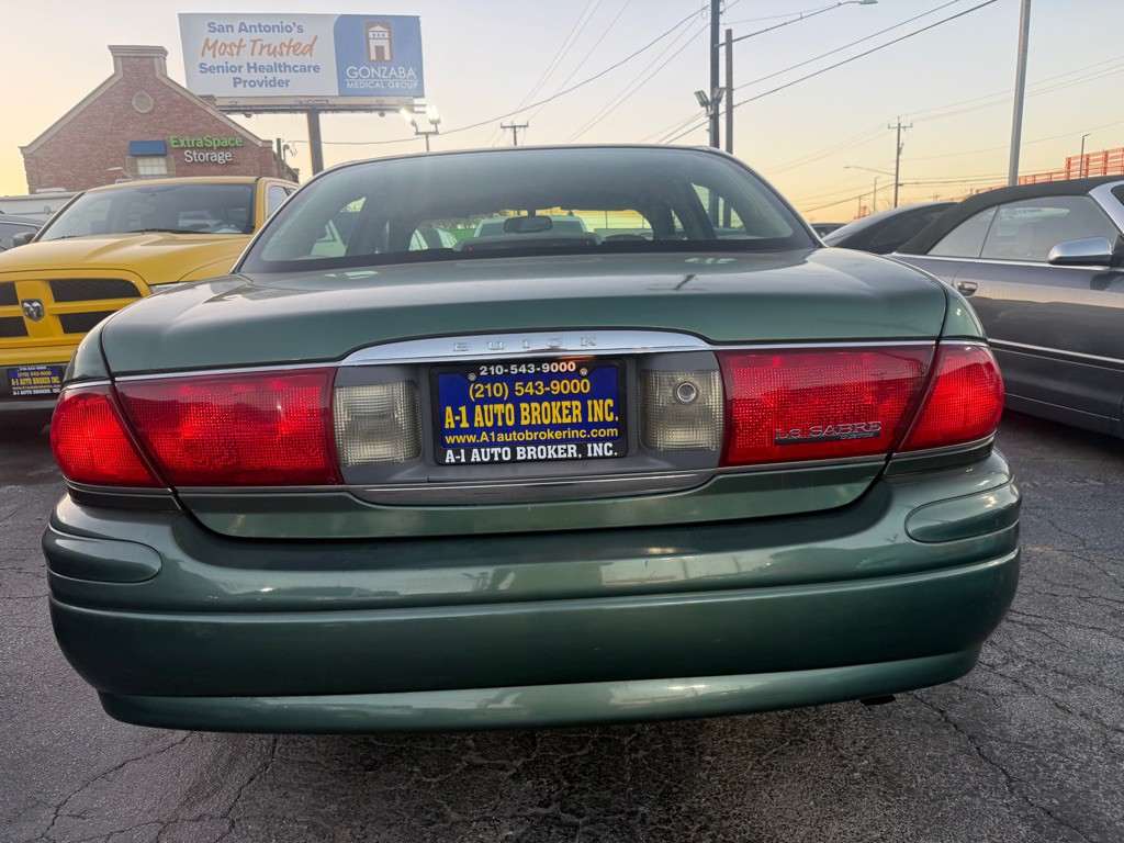 2003 Buick LeSabre Image 3