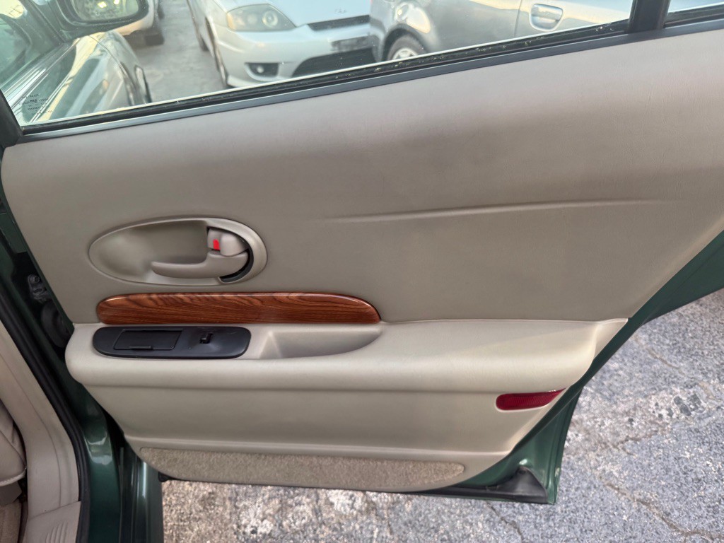 2003 Buick LeSabre Image 16