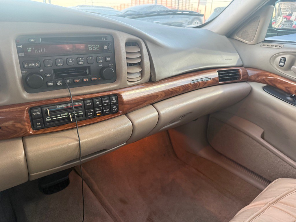 2003 Buick LeSabre Image 19
