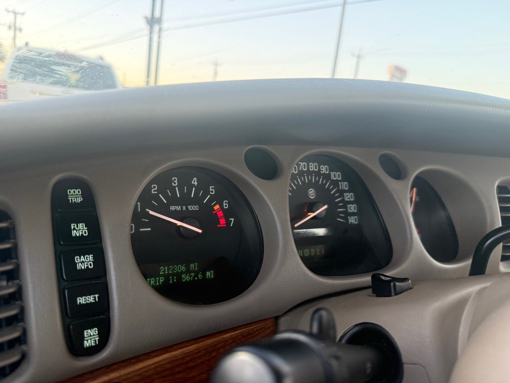 2003 Buick LeSabre Image 22