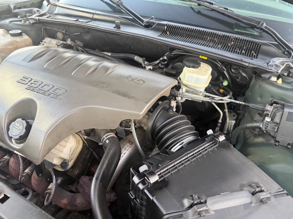 2003 Buick LeSabre Image 31