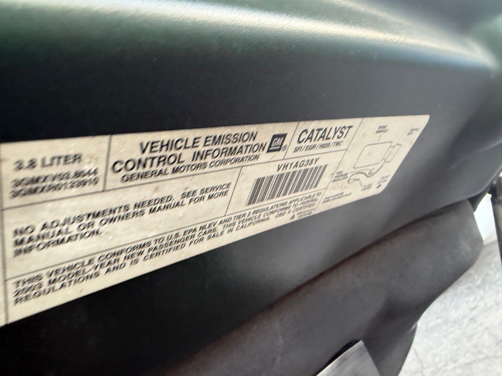 2003 Buick LeSabre Image 32