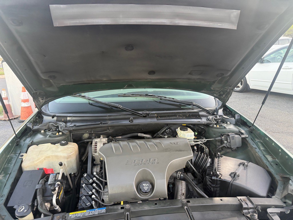 2003 Buick LeSabre Image 36