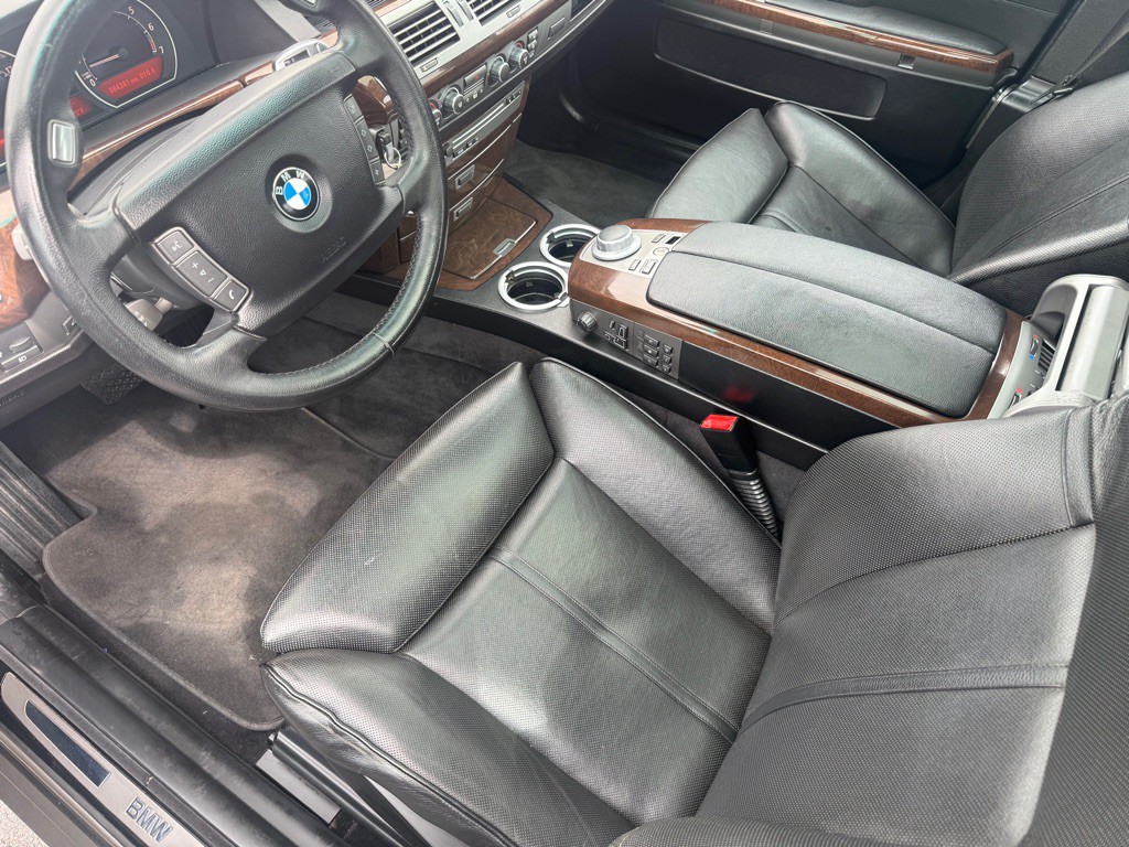 2006 BMW 7 Series Image 7