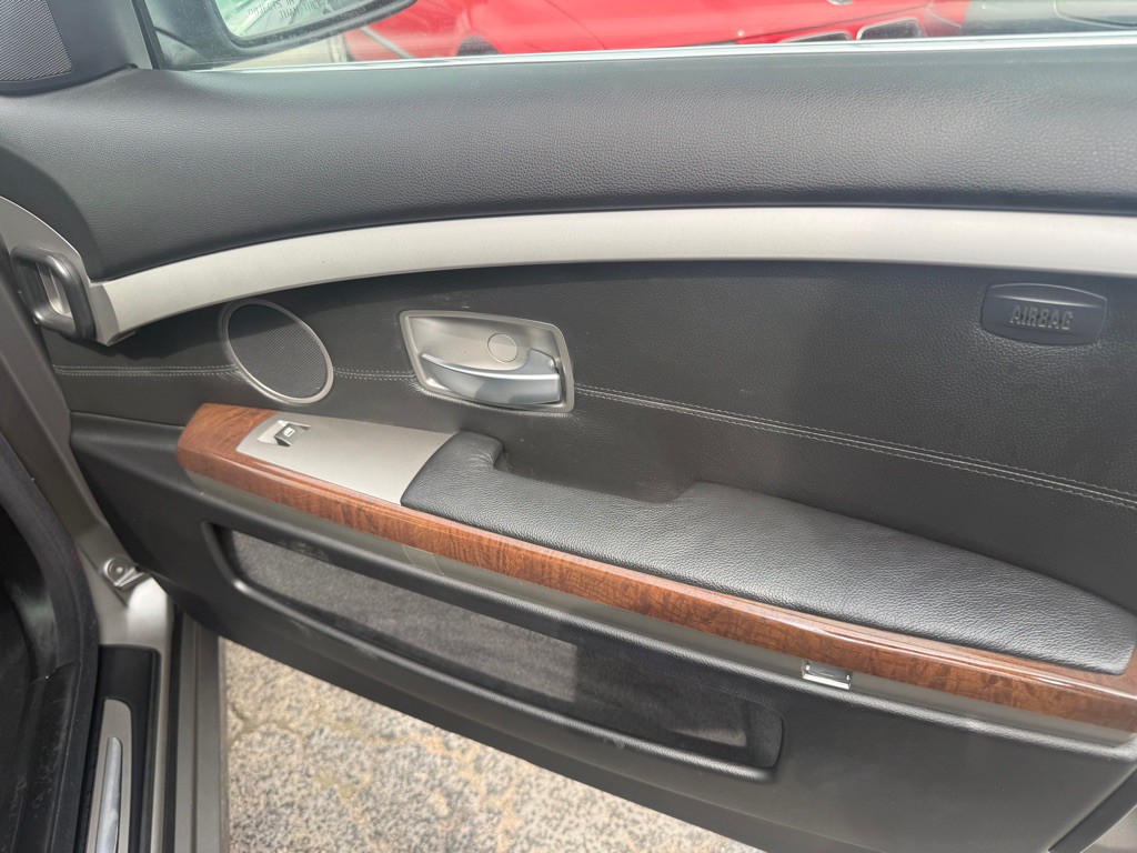 2006 BMW 7 Series Image 20