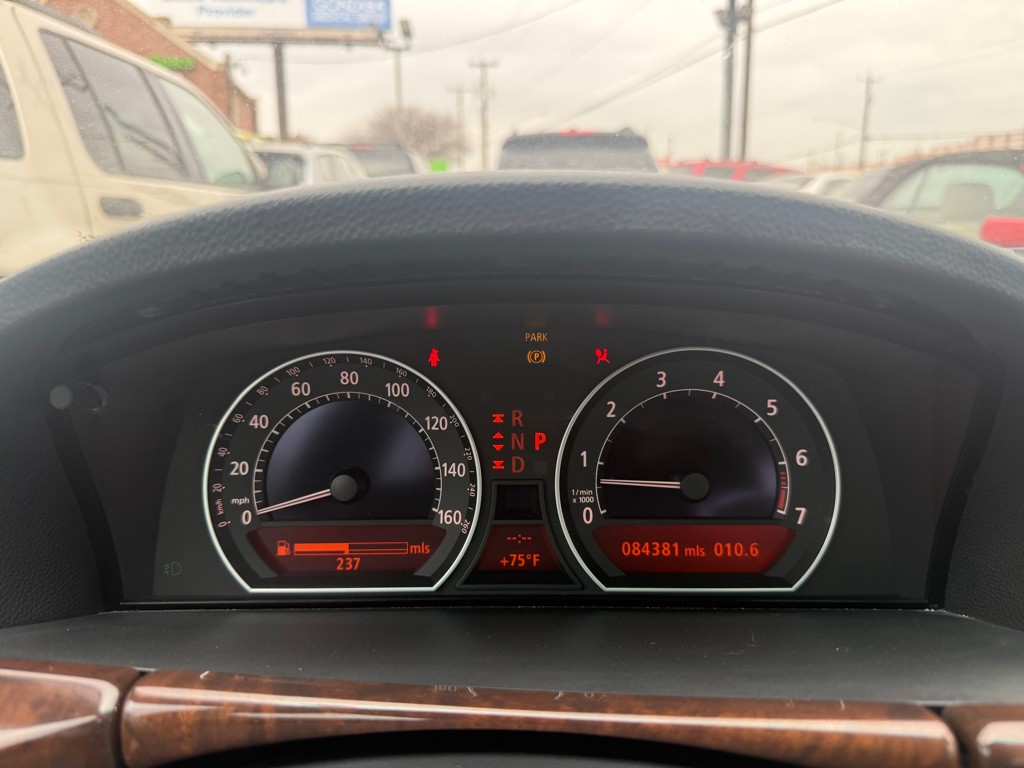 2006 BMW 7 Series Image 30