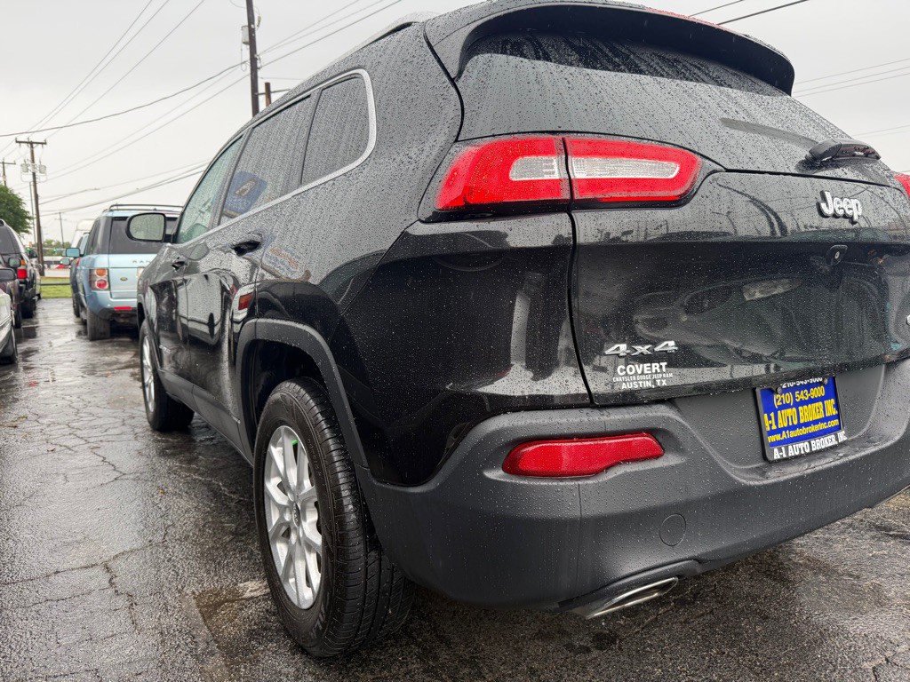 2015 Jeep Cherokee Image 2