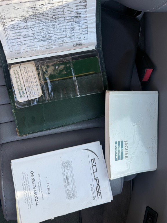 1990 Jaguar XJ Image 19